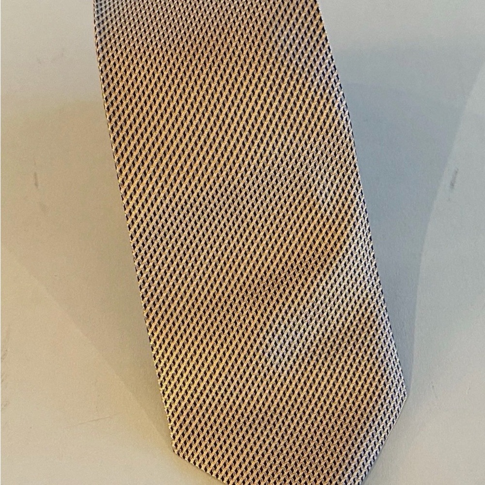 Hugo Boss Blue and Gold Geometric Tie